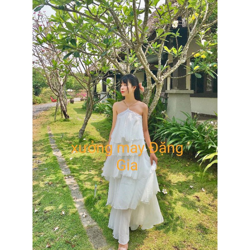 ( Hình shop tự chụp) đầm vai xích siêu xinh,đầm dạ hội cổ yếm