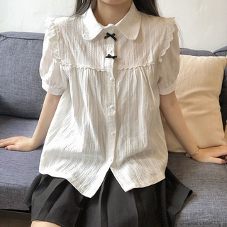 💕💕 the summer of the summer of the french wore a short skirt from the university to loosen the white baby collar.