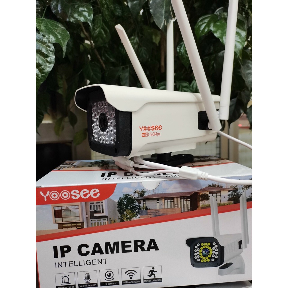 Camera Yoosee ngoài trời thân xoay 4 râu 48 led 5.0Mpx siêu nét,chống nuớc, xoay 180 độ,xem đêm có màu,bảo hành 12 tháng