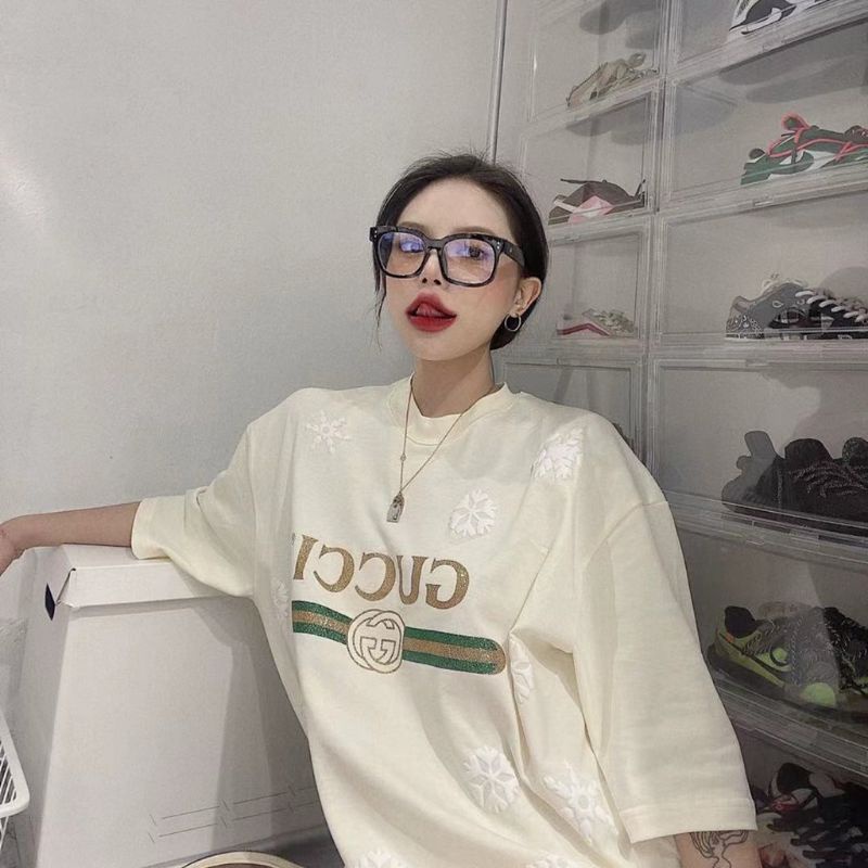 ÁO CỘC TAY IN HOA TUYẾT GUCCI CHO NAM VÀ NỮ SS2021