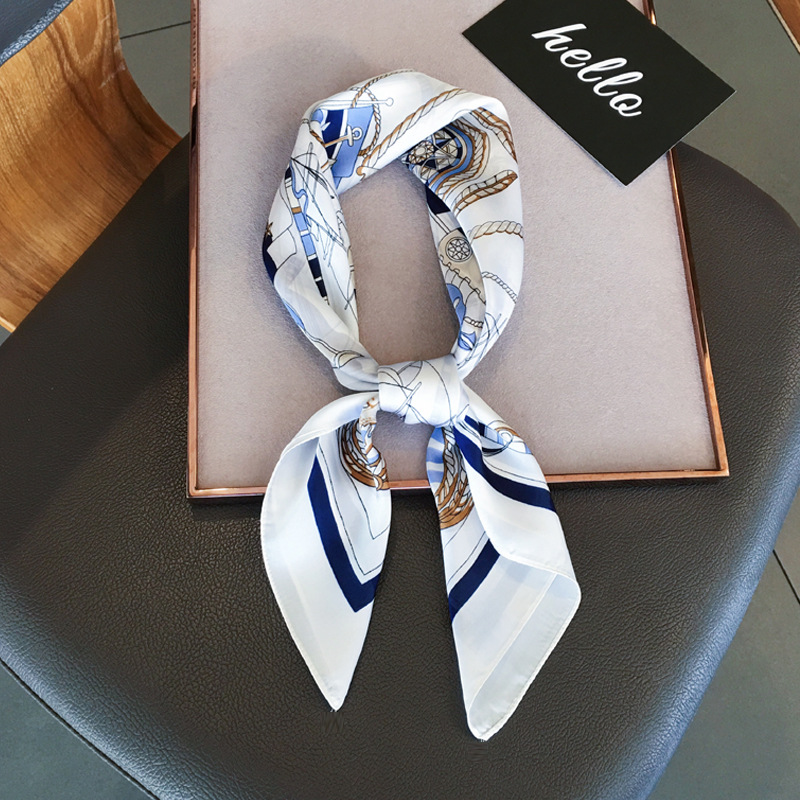 Khăn lụa satin 70cm phong cách hồi giáo WJ1026