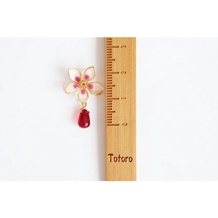 [Hàng Mới Về] Bông Tai Kẹp Không Xỏ Lỗ Mặt Resin Tráng Men Hình Hoa Anh Đào Mori Girl