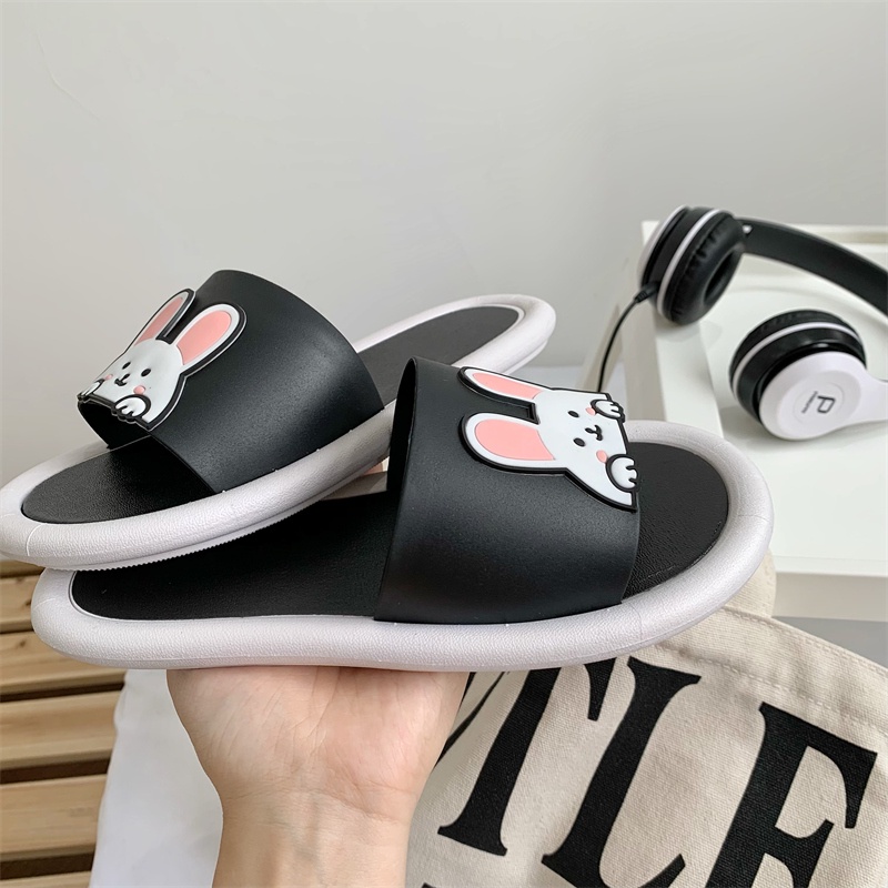 JY083-Q6-C3  - Dép cao su đế tròn quai sticker