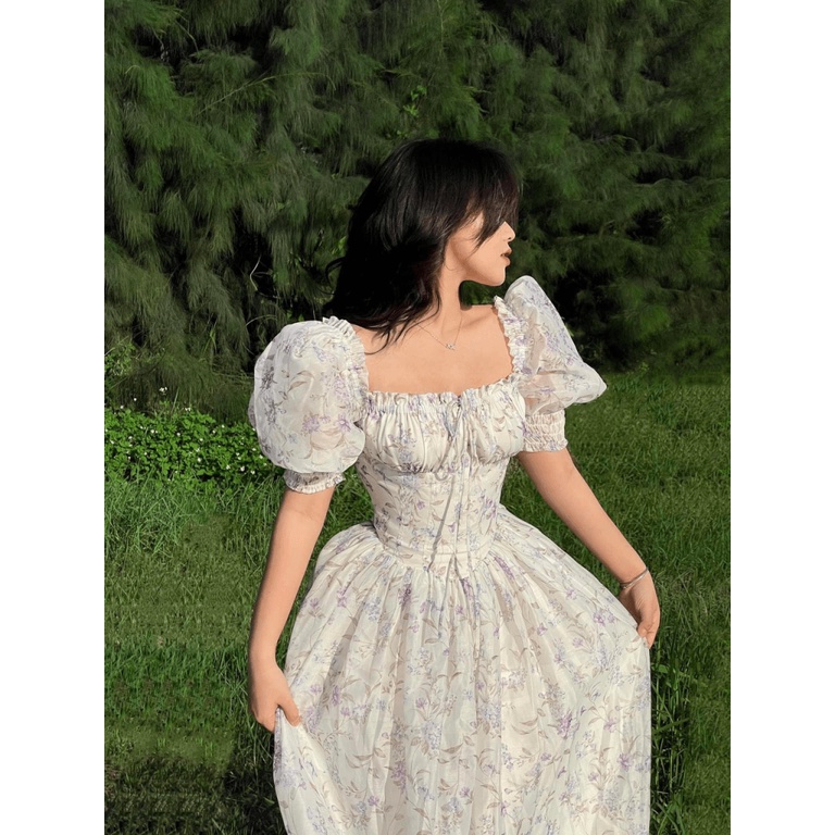 ĐẦM VOAN MỘT NGÀY NGẬP NẮNG VÀ CÁC CHỊ EM NÊN MẶC MỘT CHIẾC ĐẦM TRẮNG UP