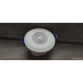 Cảm biến chuyển động Âm trần Tuya Zigbee nguồn 220V