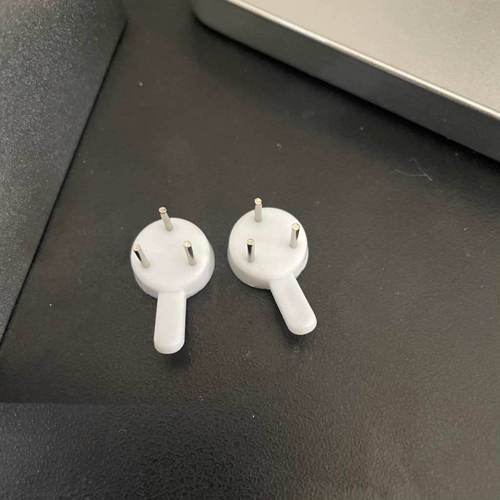 10-100 đinh 3 chân treo ảnh, đóng vào tường rất dễ, không cần khoan...