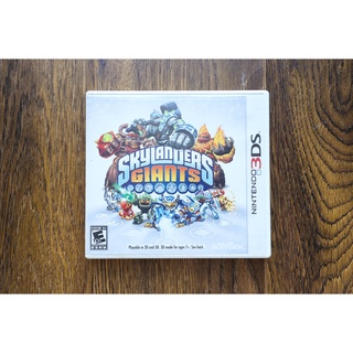 Bộ mô hình Skylanders Giants kèm Game 3DS Skylanders Giants