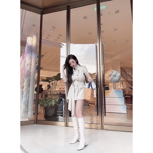 Áo khoác dạ xẻ tay mai phương bùi