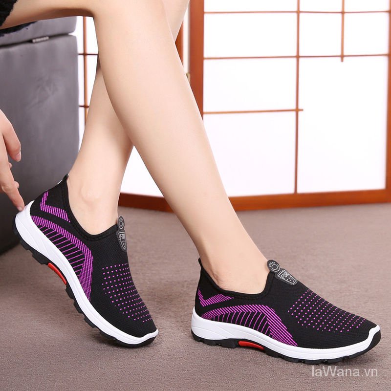 Giày thể thao đế mềm chống trượt thời trang mùa thu cho phụ nữ trung niên