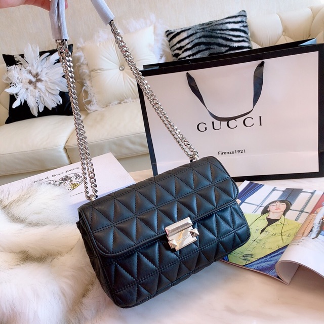 ✨Túi Michael Kors size 24 da bò thật fullbox bill