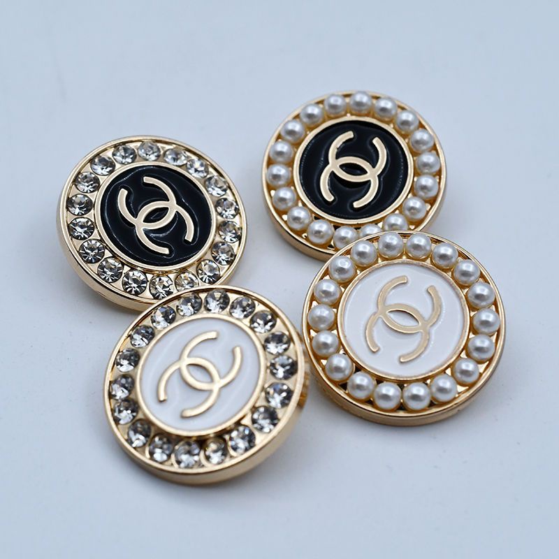 Button. Nút Áo Khoác Len Đính Đá Sang Trọng Cao Cấp