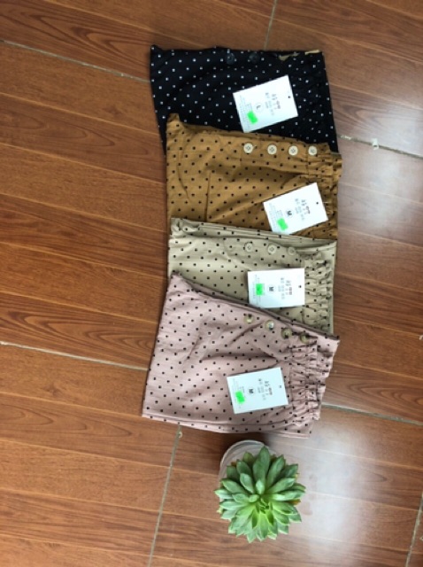 Quần baggy chấm bi nhiều cúc vải đũi mát lạnh