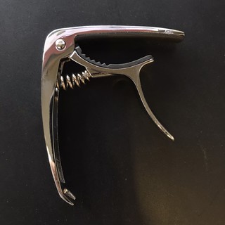Capo Đàn Guitar Có Móc Chốt Ghim