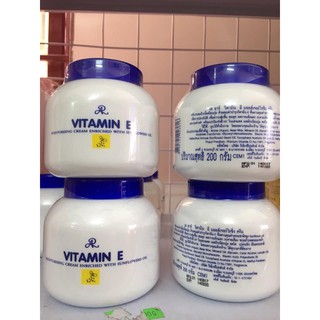 Kem Dưỡng Da Vitamin E Thái Lan