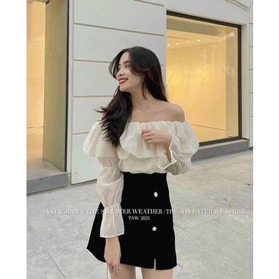 Áo tơ mềm trễ vai tay nhấn bèo