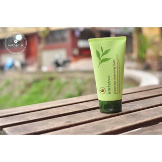 Sữa rửa mặt Innisfree GREEN TEA CLEANSING FOAM