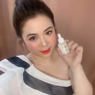 Huyết thanh trắng da