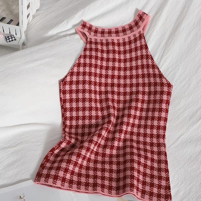 áo len mỏng cổ yếm kẻ caro