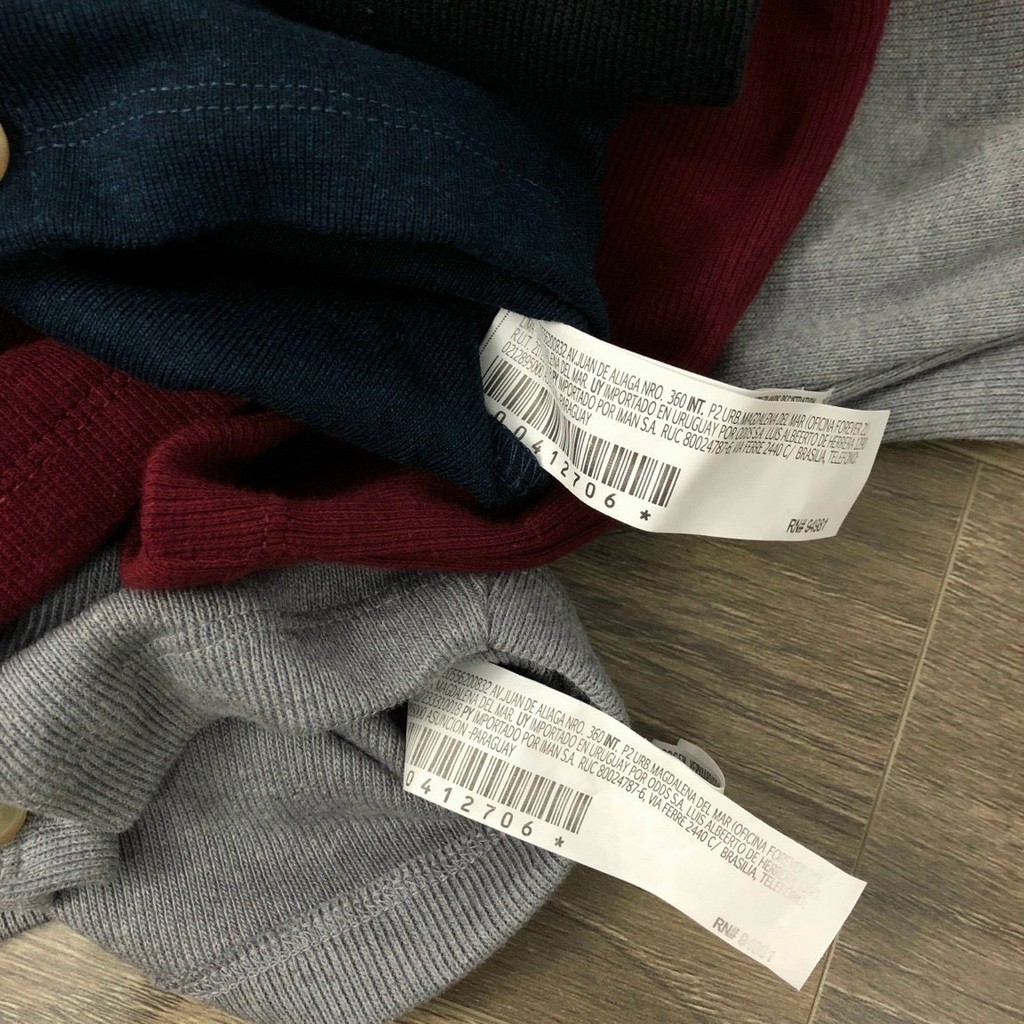 Áo croptop thun gân tay dài F21 VNXK