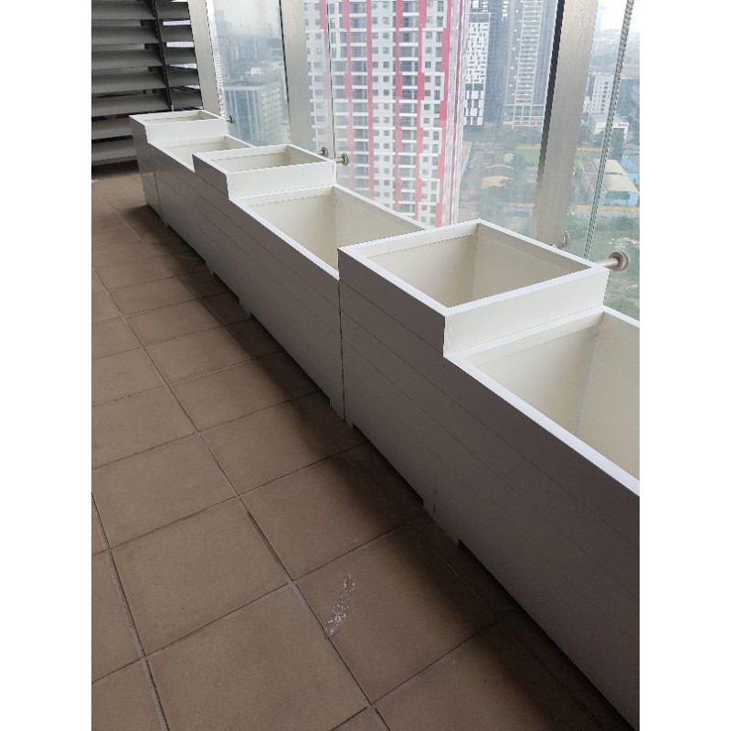 Chậu 60x30x30 Composite KẺ TRẮNG- CHÂN LIỀN cao cấp LAM KING GADREN