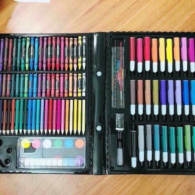 Hôp màu 150 chi tiết dùng cho bé yêu