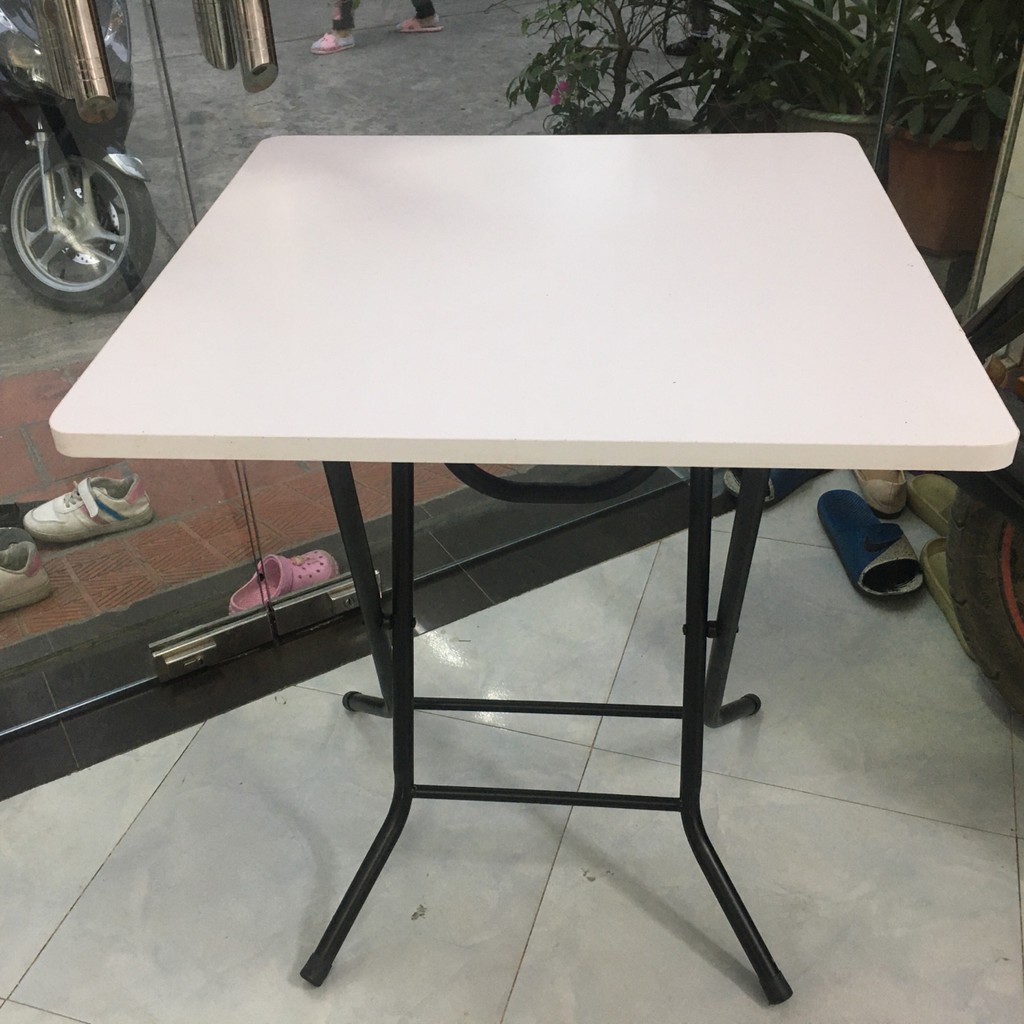 Bàn vuông trắng tuyệt đẹp cao 70cm