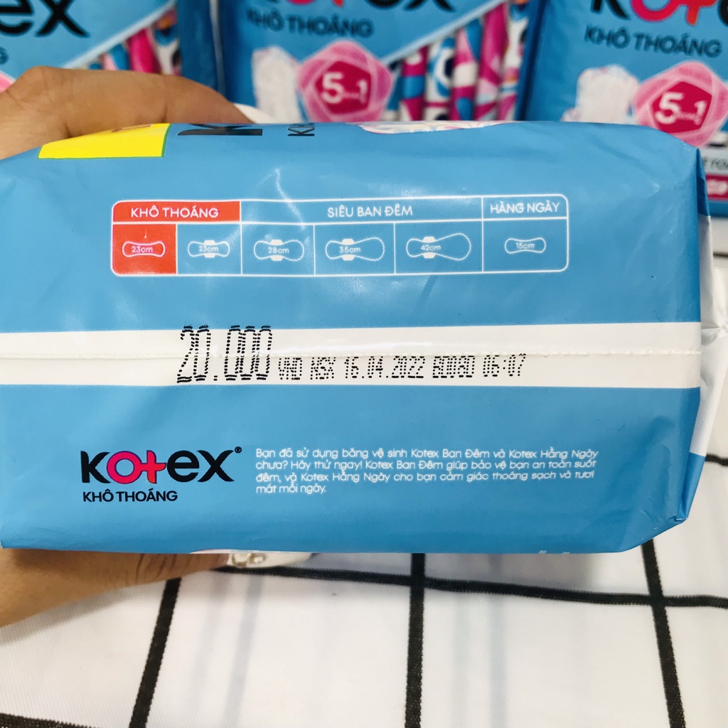 Băng vệ sinh Kotex khô thoáng Maxi có cánh/ không cánh 8 miếng