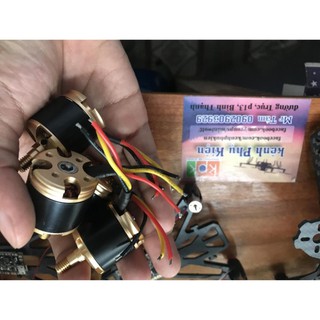 Combo 4 motor vang 2216 - 820kv