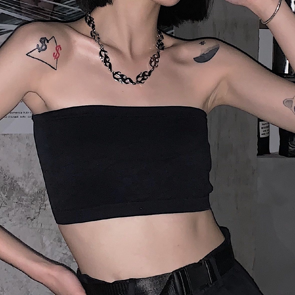 Vòng cổ tối màu hình ngọn lửa độc đáo đẹp mắt