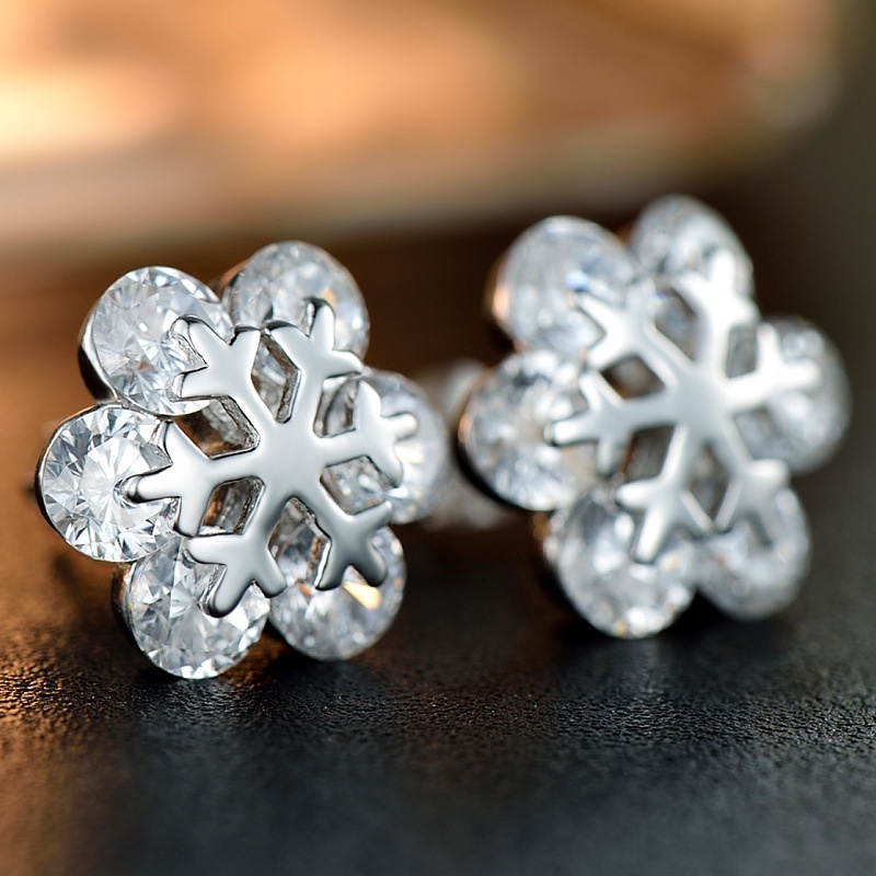 [Kẹp Bông Tai Hình Bông Tuyết Giáng Sinh Thanh Lịch] [Bông Tai Đính Kim Cương Giả Phong Cách Hàn Quốc [INS Đơn Giản Dành Cho Nữ