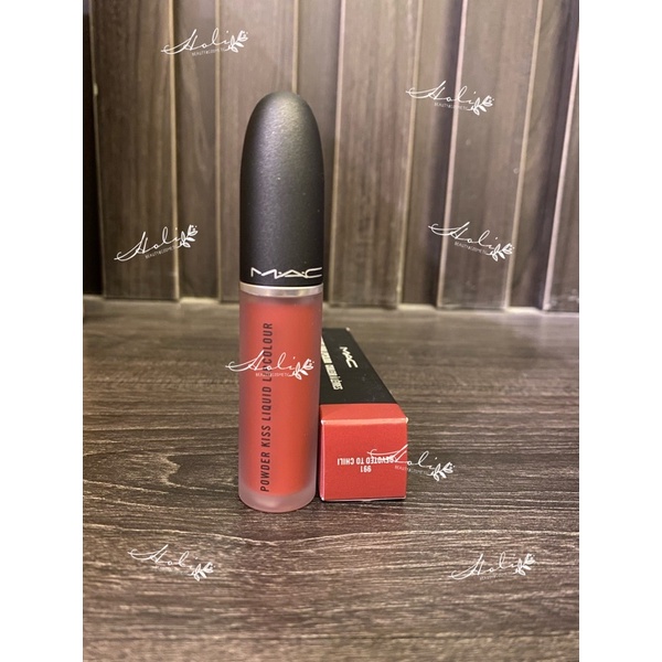 Son Kem Mac Powder Kiss Liquid Lipcolour Màu 991 Devoted To Chili –  Đỏ Gạch
