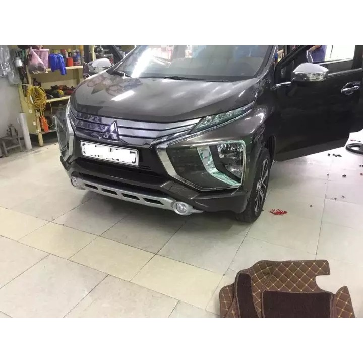 Bộ 2 Ốp đèn pha xe Xpander 2019-2020-2021 mạ Crom, op den pha hậu trước sau