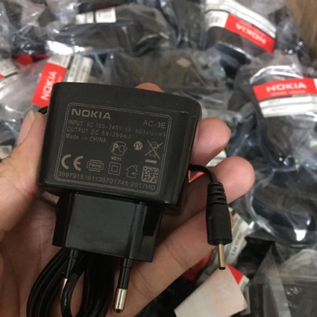 Sạc chân kim nokia