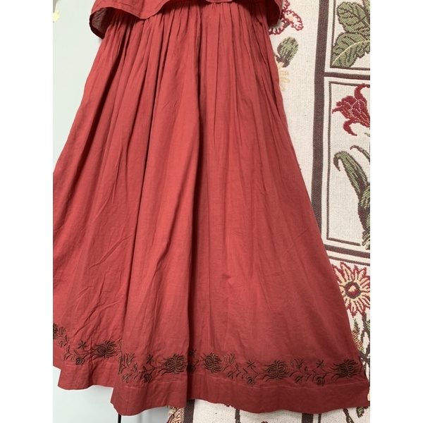 2hand Wind's Clothes 🥀 Váy xô Nhật đỏ đô hoạ tiết thêu vintage