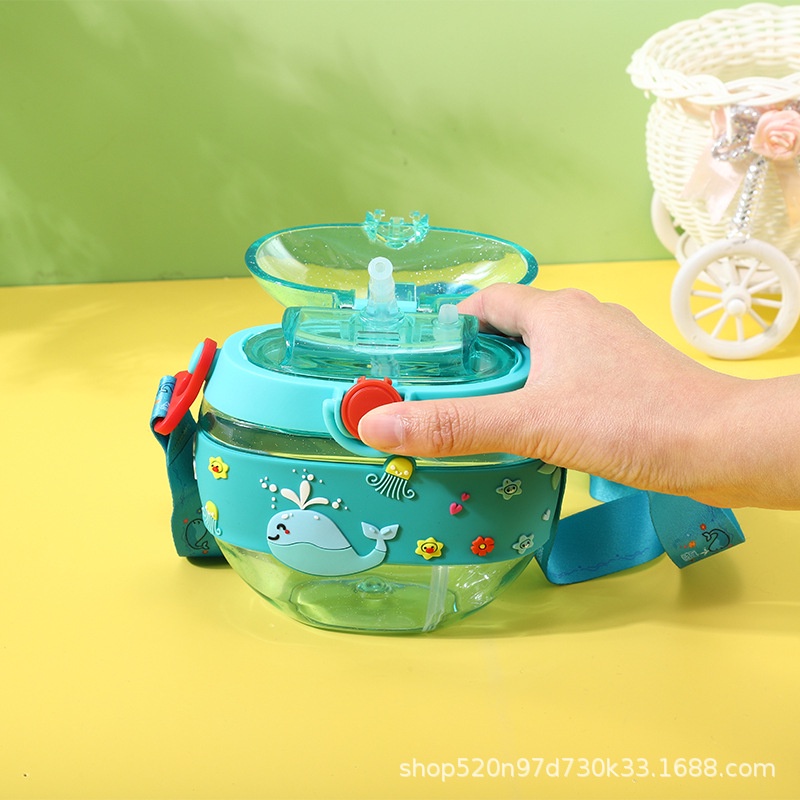 Bình Nước Bánh Donut Mickey Dễ Thương Cho Bé Có Quai Đeo