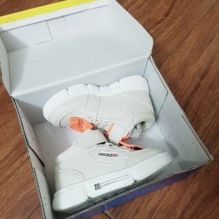 Giày Sneakers bé trai + gái 2018