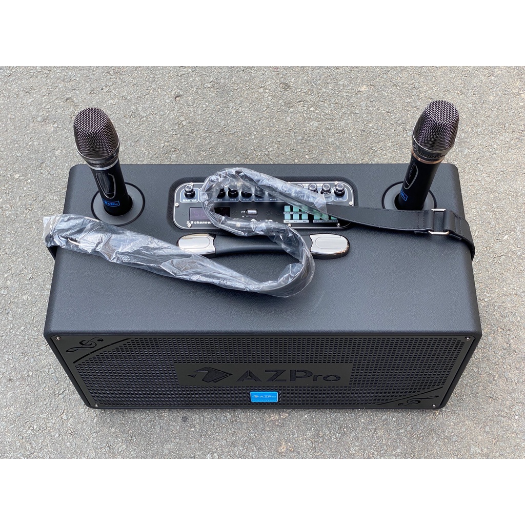 LOA KÉO karaoke bass đôi AZPRO AZ- 328 với thiết kế mạnh mẽ vỏ gỗ bọc da tổng hợp, sang trọng, loa bass chắc