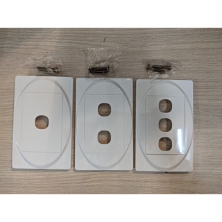 Mặt 1 lỗ-Mặt 2 lỗ -Mặt 3 lỗ -Mặt 4 lỗ-Mặt aptomat đơn- Mặt aptomat đôi- Mặt attomat khối dòng R Roman