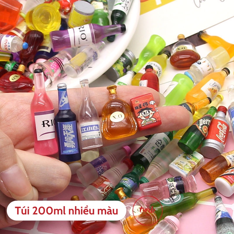 Mô hình chai nước mini, đồ chơi trang trí bàn làm việc - Túi hỗn hợp 200ml - Tặng kèm 2 lọ keo B7000