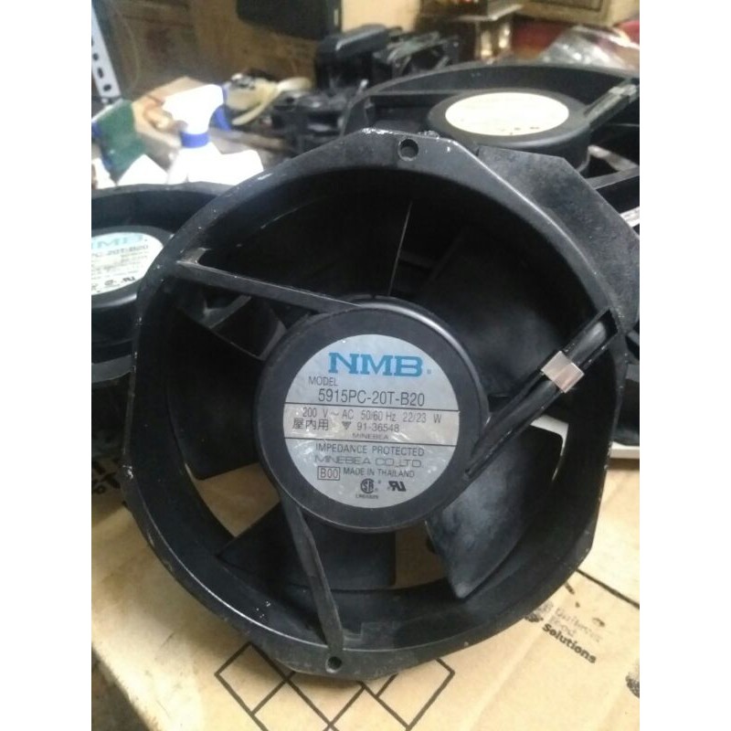 Quạt Tản Nhiệt NMB 200V