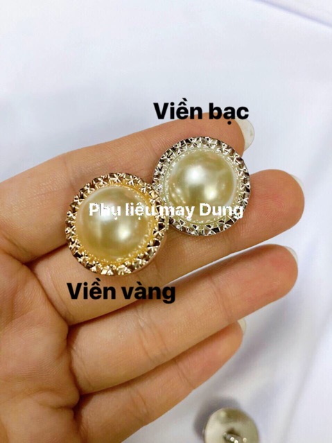 Nút trơn tròn đính áo