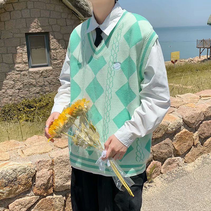 Áo sweater sát nách form rộng trẻ trung cho nam