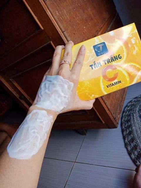 Tắm TRẮNG VITAMIN C TỪ TINH CHẤT CAM TƯƠI