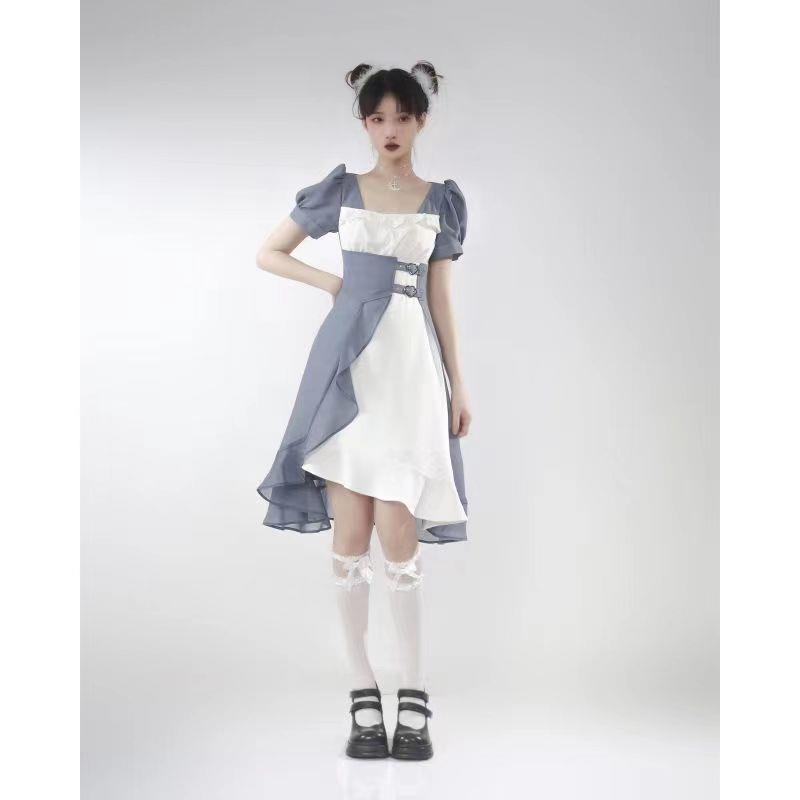 Đầm Mùa Hè  Mới 2022 Tay Áo Xếp Nếp Màu Xanh Ngọc Bích Và Trắng Dành Cho Bạn Gái ins