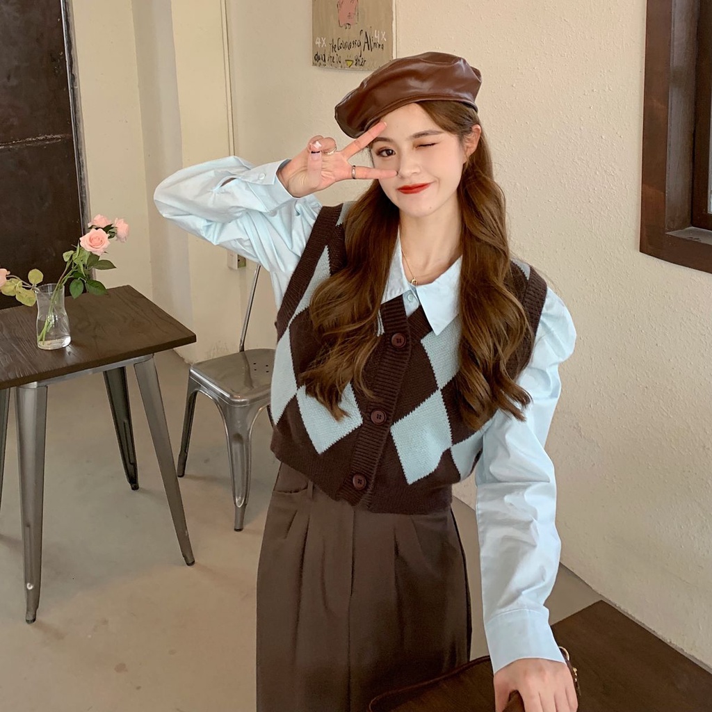 Áo len không tay họa tiết sọc theo phong cách Hàn Quốc