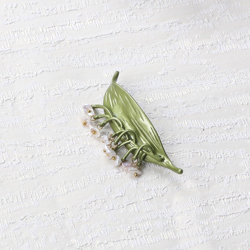 Ghim Cài Áo Hình Hoa Lily Sơn Màu Cổ Điển Chống Chói Cho Nữ