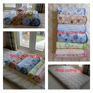 Tấm trải topper bảo vệ nệm| Thảm lông ngủ văn phòng 1mx2m( mẫu ngẫu nhiên )