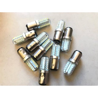 Bóng đèn hậu Chớp khi đạp thắng