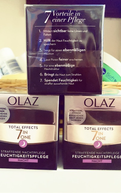 Kem dưỡng da Olaz Total Effects 7 in one nacht ban đêm Đức