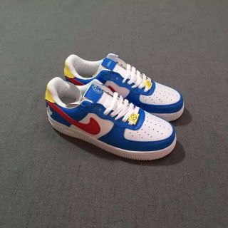 Giày nai custom Doraemon